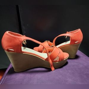 New Never worn ADOC Coral wedge sandals